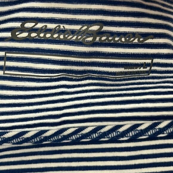 🛍️ 2/20
Eddie Bauer Layering Camisole Clematis Blue Strap - Picture 6 of 8